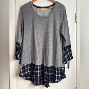 Maurices Heather Gray Tunic with Navy Plaid Accents